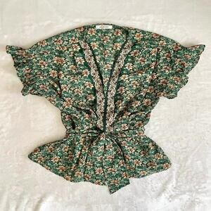 Max Studio Boho Floral Blouse Women's S Green Flutter Sleeves Ruffle Tie Cottage